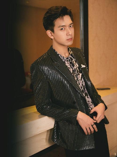 娱乐吃瓜男星走红,吃瓜男星如何一夜走红